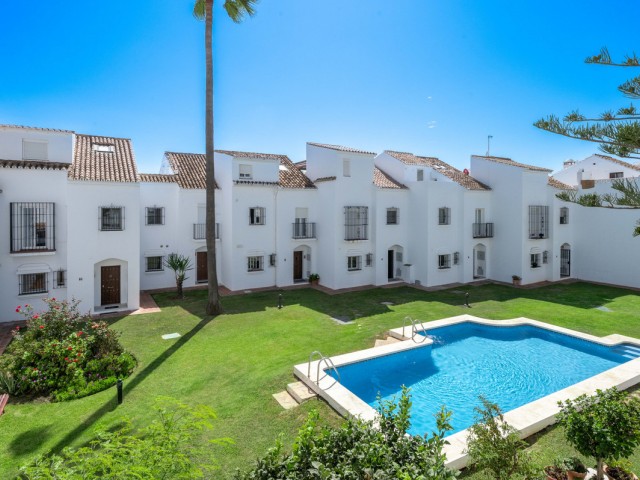 4 Bedrooms Townhouse in El Rosario