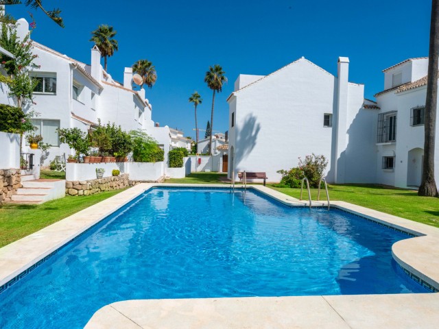 4 Bedrooms Townhouse in El Rosario