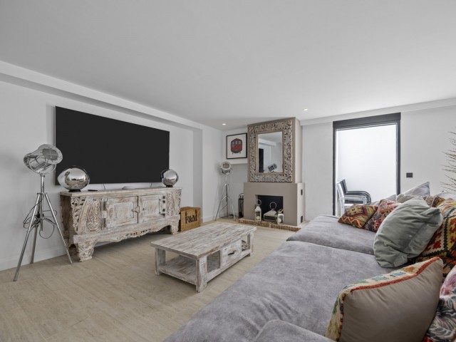 5 Bedrooms Villa in Guadalmina Alta