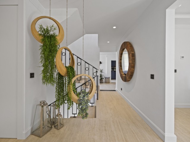 5 Bedrooms Villa in Guadalmina Alta