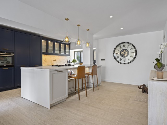 5 Bedrooms Villa in Guadalmina Alta