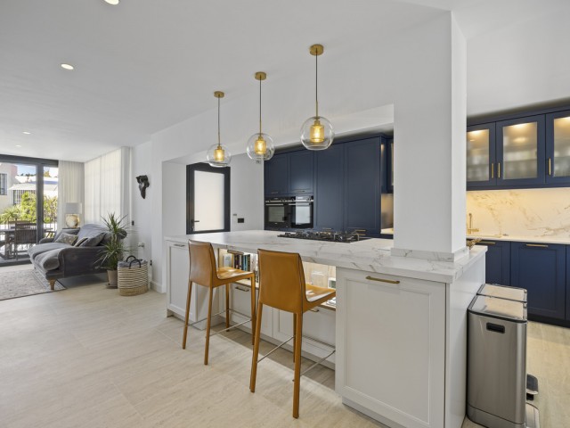 5 Bedrooms Villa in Guadalmina Alta