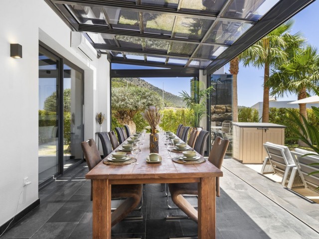 4 Bedrooms Villa in Mijas