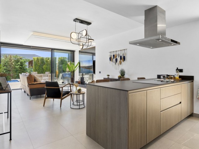 4 Bedrooms Villa in Mijas