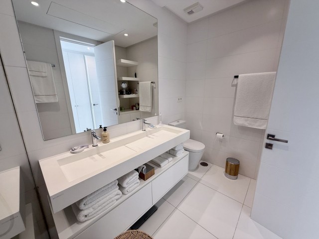 3 Bedrooms Apartment in Benahavís