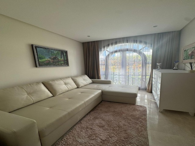 2 Bedrooms Apartment in Estepona