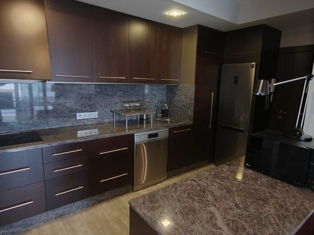 2 Bedrooms Apartment in Fuengirola