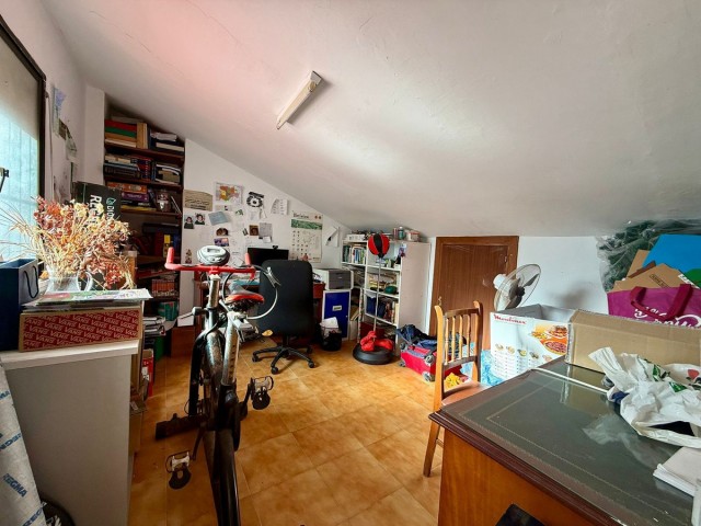 4 Makuuhuoneen Huoneisto Estepona