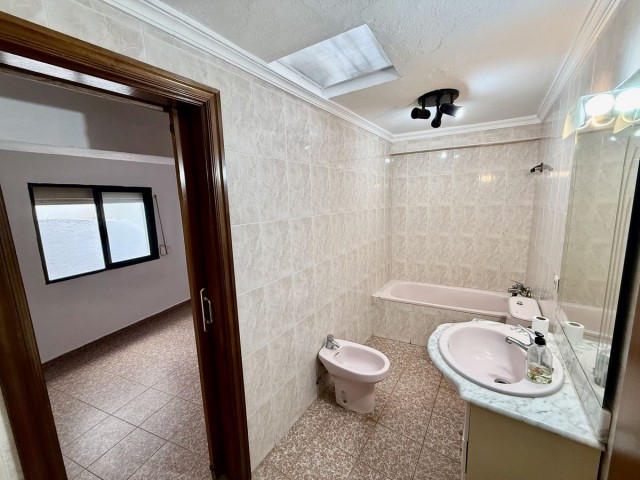 4 Bedrooms Townhouse in Marbella