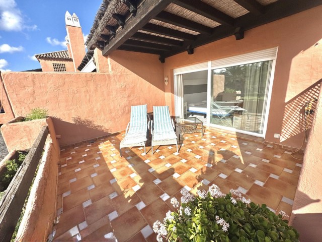 4 Schlafzimmer Apartment in Guadalmina Baja