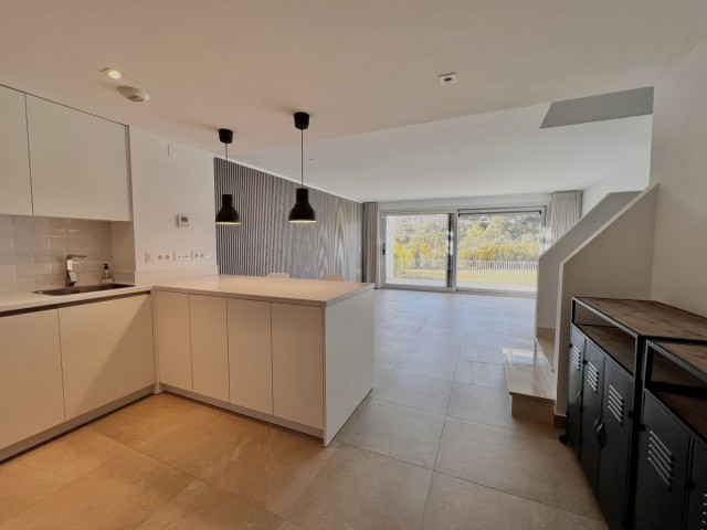 3 Makuuhuoneen Rivitalo Estepona