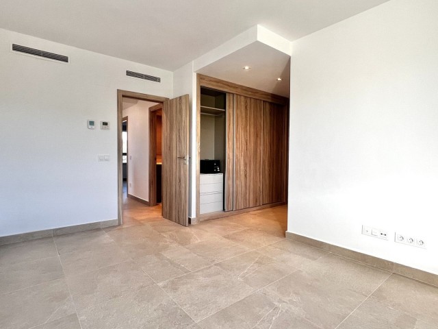 3 Makuuhuoneen Rivitalo Estepona