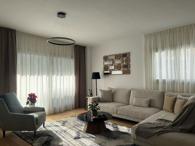 Apartment, El Faro, R5295871