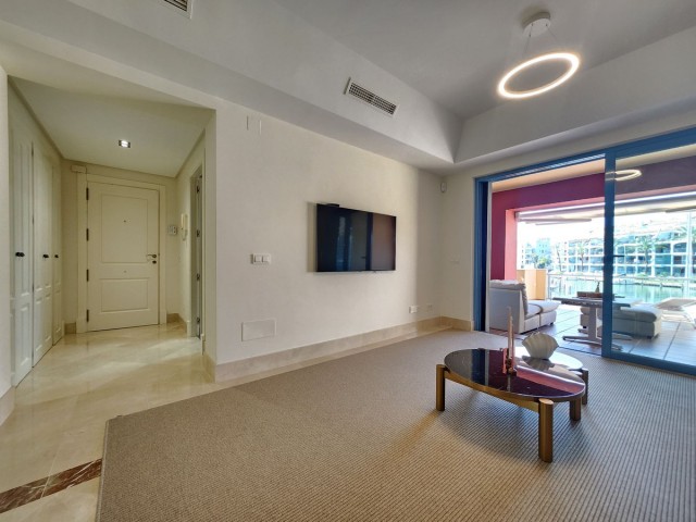 Huoneisto, Sotogrande Puerto, R4988008