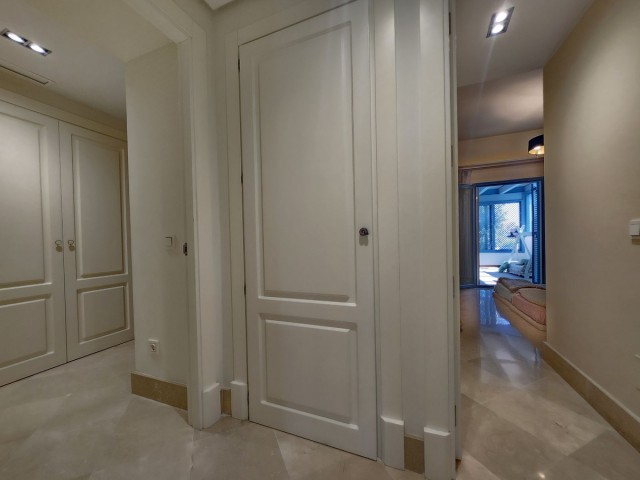 2 Bedrooms Apartment in Sotogrande Puerto