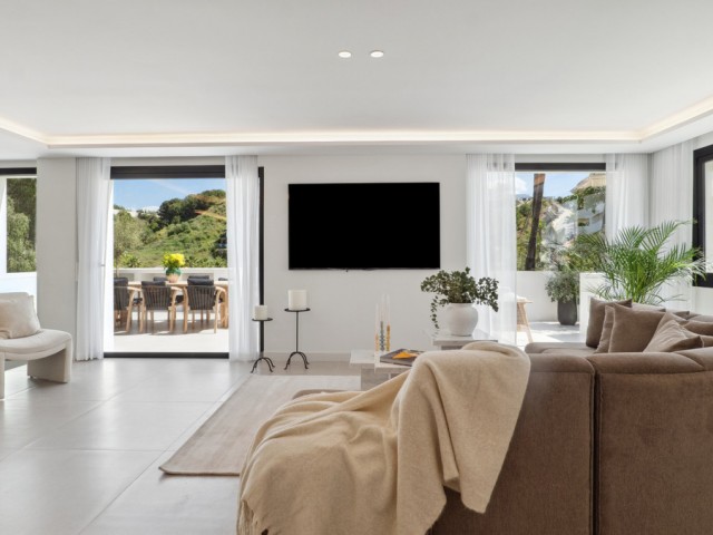 5 Bedrooms Villa in Nueva Andalucía