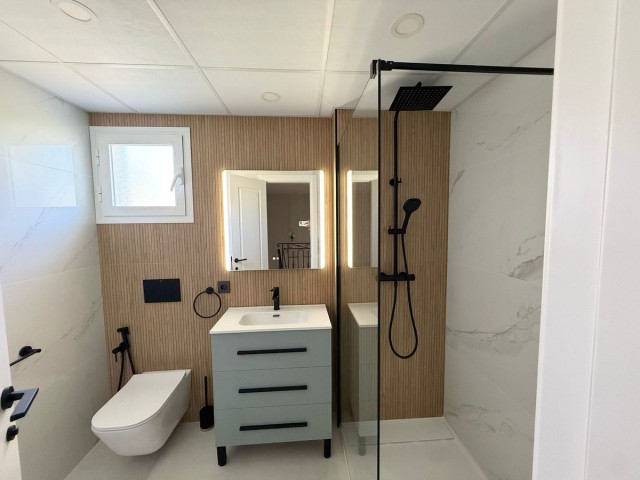 3 Bedrooms Townhouse in El Paraiso