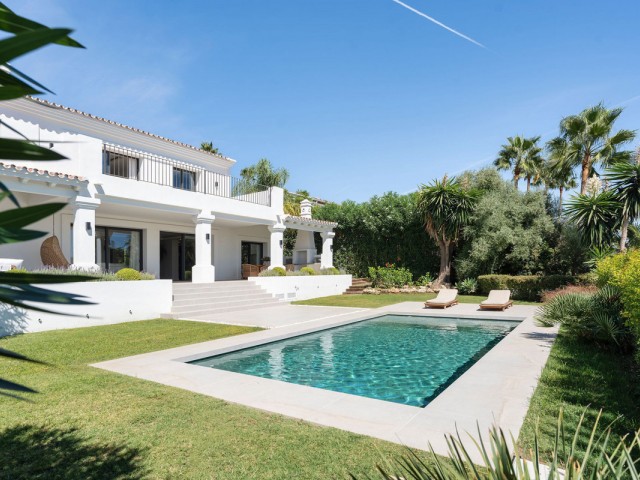 5 Sovrums Villa i Nueva Andalucía