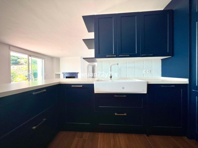 5 Bedrooms Villa in Estepona