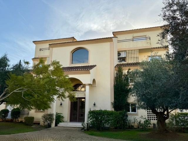 3 Makuuhuoneen Huoneisto San Roque Club