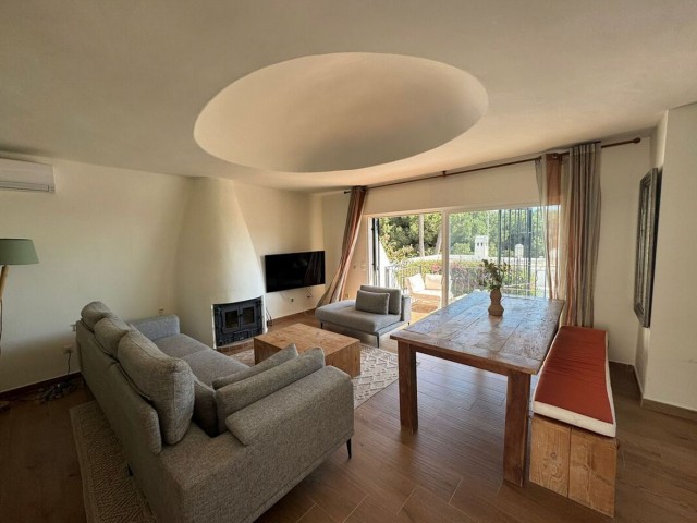 Villa, Cabopino, R5294809