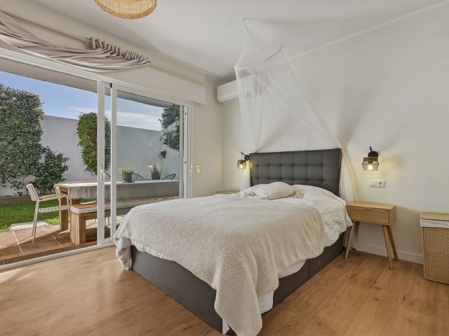 4 Schlafzimmer Villa in Cabopino