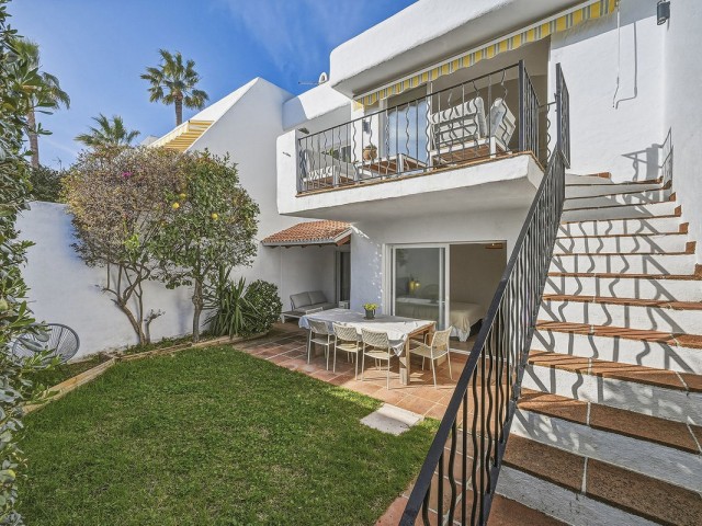 4 Schlafzimmer Villa in Cabopino