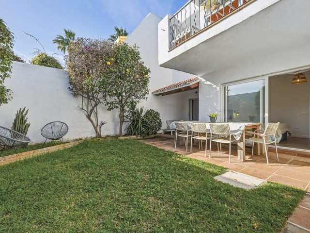 4 Soveroms Villa i Cabopino