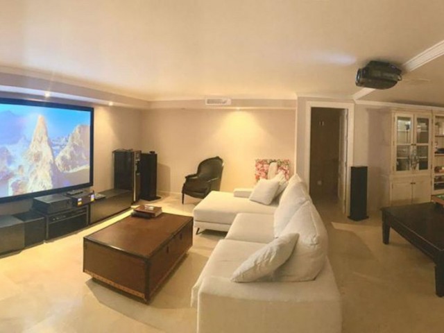 4 Makuuhuoneen Huvila Costalita