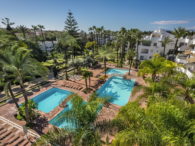 2 Bedrooms Apartment in Puerto Banús