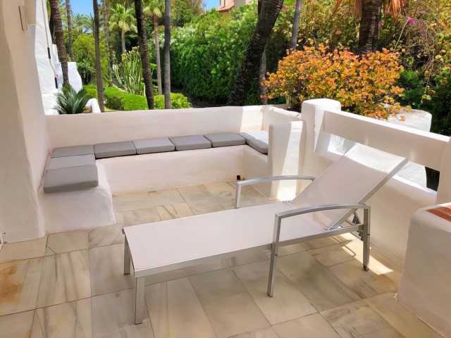 2 Bedrooms Apartment in Puerto Banús