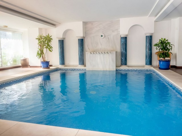 2 Bedrooms Apartment in Puerto Banús