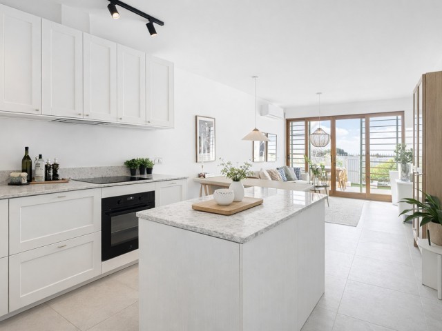 3 Bedrooms Townhouse in Estepona