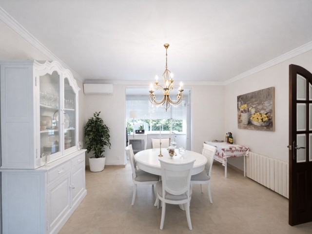 5 Bedrooms Townhouse in San Pedro de Alcántara