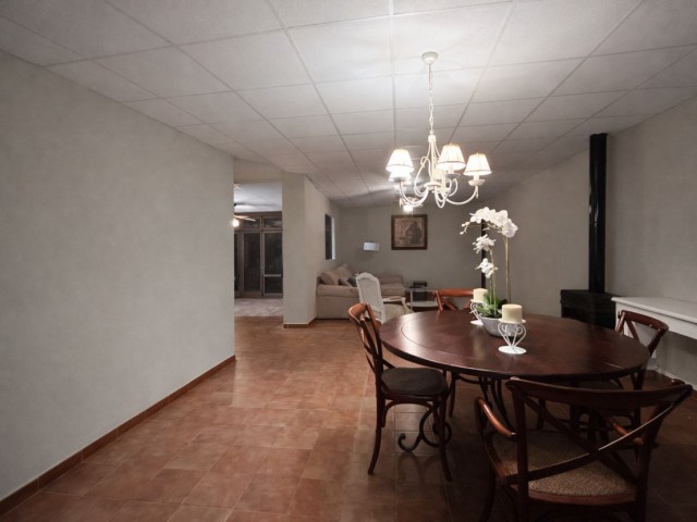 5 Bedrooms Townhouse in San Pedro de Alcántara