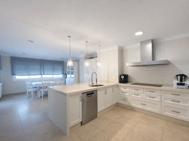 5 Schlafzimmer Reihenhaus in San Pedro de Alcántara