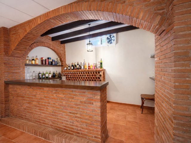 5 Bedrooms Townhouse in San Pedro de Alcántara