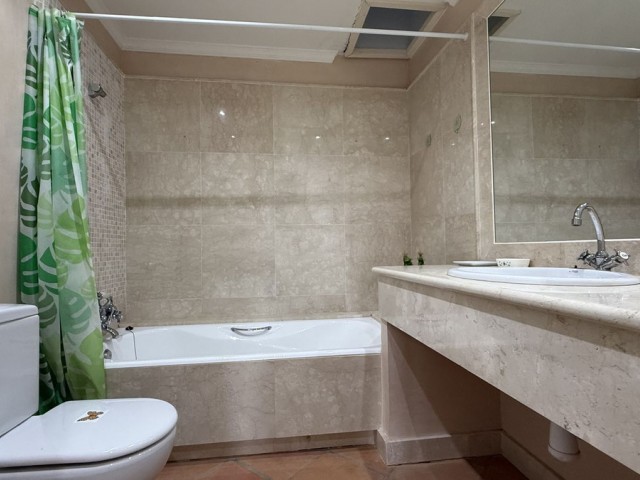 3 Bedrooms Townhouse in Sotogrande Alto