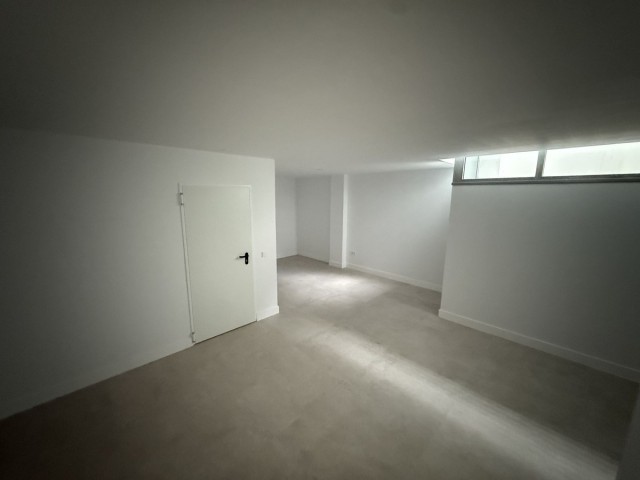 4 Bedrooms Apartment in Marbella