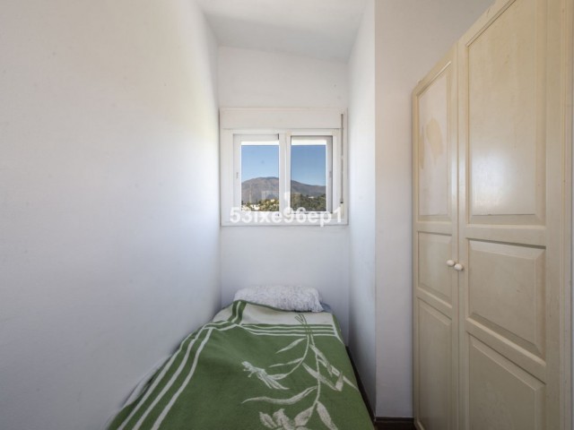 5 Schlafzimmer Villa in New Golden Mile