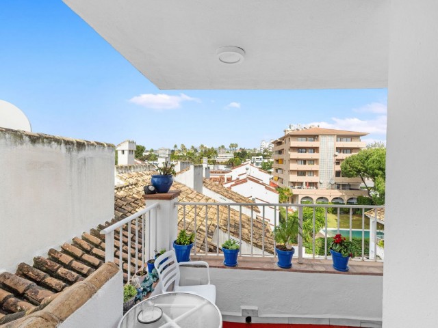 2 Bedrooms Apartment in Puerto Banús