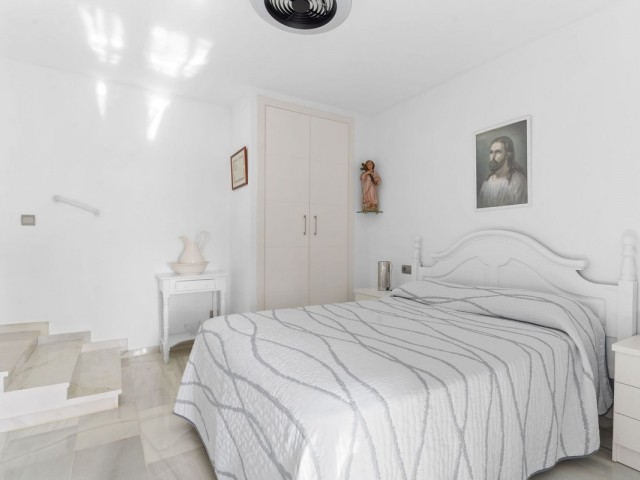 2 Bedrooms Apartment in Puerto Banús