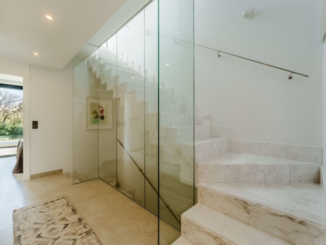 Villa con 5 Dormitorios  en Puerto Banús