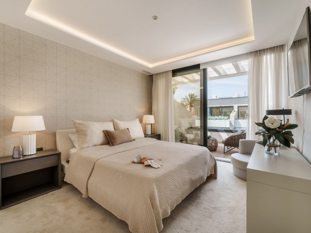 Villa con 5 Dormitorios  en Puerto Banús