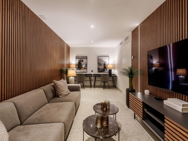 Villa con 5 Dormitorios  en Puerto Banús