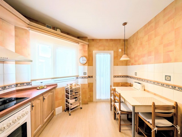 4 Bedrooms Apartment in San Pedro de Alcántara