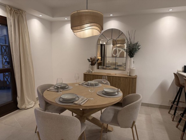 4 Bedrooms Townhouse in Estepona