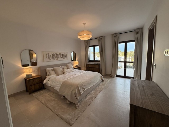 4 Bedrooms Townhouse in Estepona