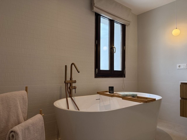 4 Bedrooms Townhouse in Estepona