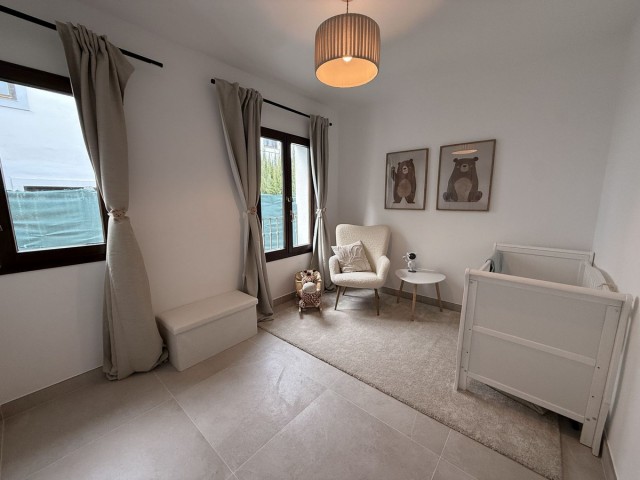 4 Bedrooms Townhouse in Estepona